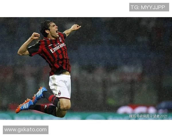 足球球星展开速度之战 谁将赢得这场惊心动魄的跑步比赛